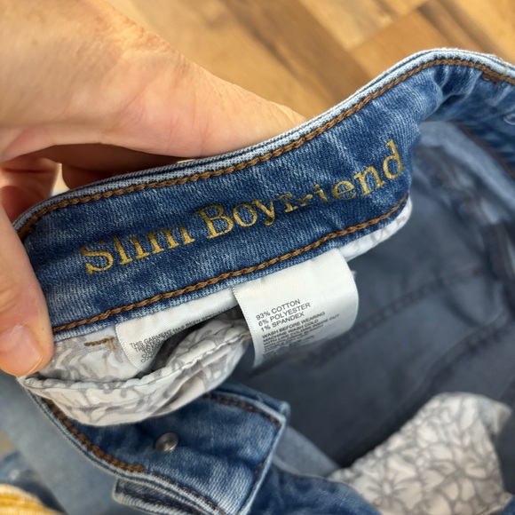 Tommy Bahama Tema Indigo Tweets Slim Boyfriend Jeans Embroidered Parrot - Picture 4 of 11